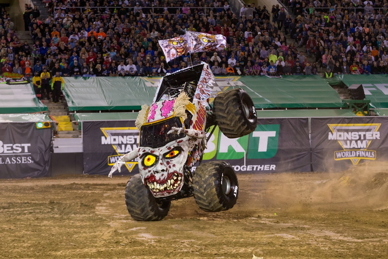 Monster Jam 2019 Raymond James Giveaway 4 Tickets plus Pit Passes