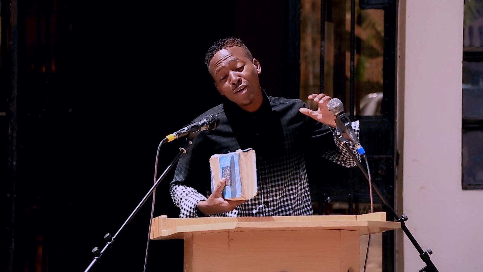 SPOTLIGHT MEDIA ARTIST SPOTLIGHT MEDIA