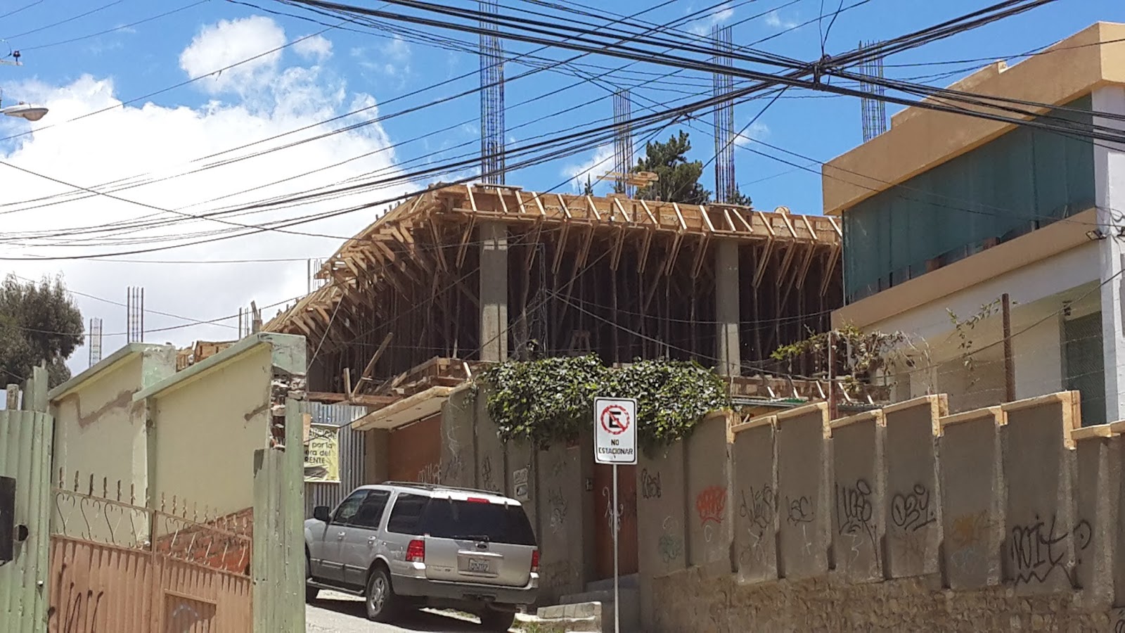 Edificio Paradiso: Preparando las siguientes losas