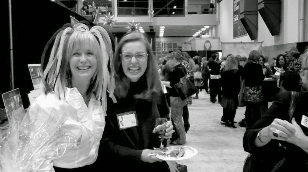 april and elana at nw womens show event