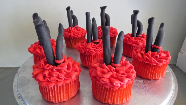 cupcake vermelho e preto