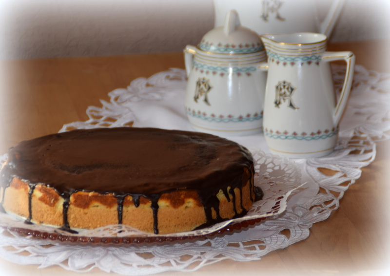 Simi´s Foodblog: Quarkkuchen mit Schokoguss