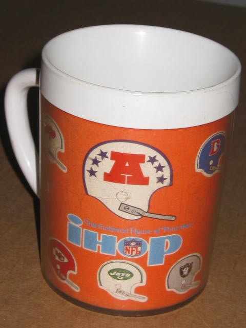The Fleer Sticker Project: IHOP NFL Mugs & Pitcher