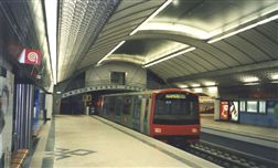 Metro de Lisboa dependente do Estado para pagar dívidas
