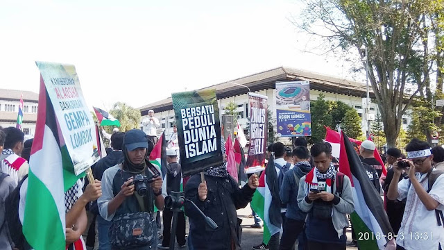 Cerita Ikut Aksi Solidaritas Dunia Islam Berduka di Bandung