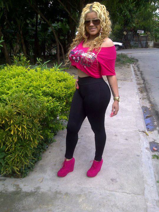 Biografia y Fotos de Indhira Ircania Luna