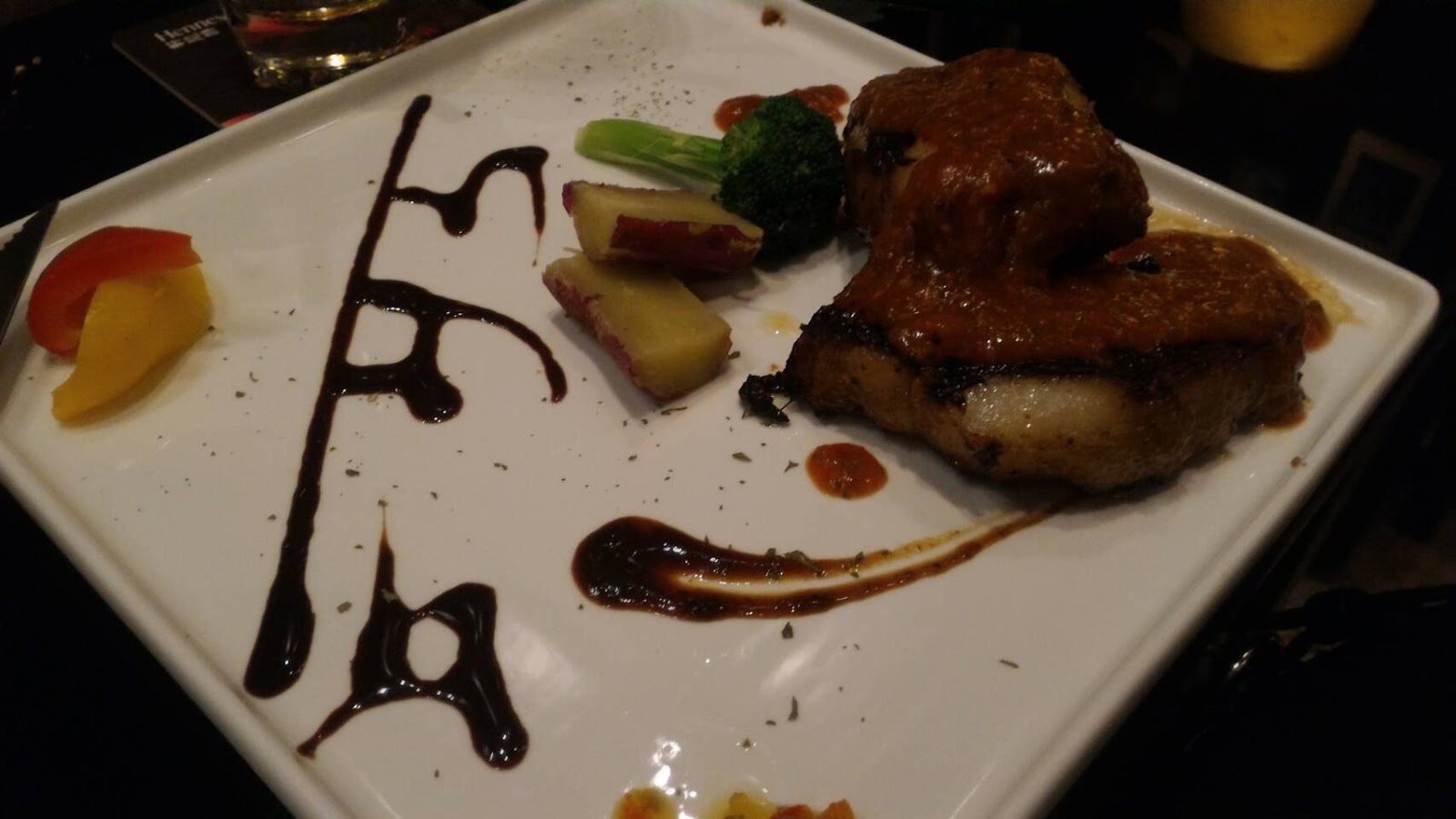【高雄美食】E95餐酒館，低調又高雅的美食酒吧