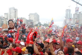 O povo apoia Chávez