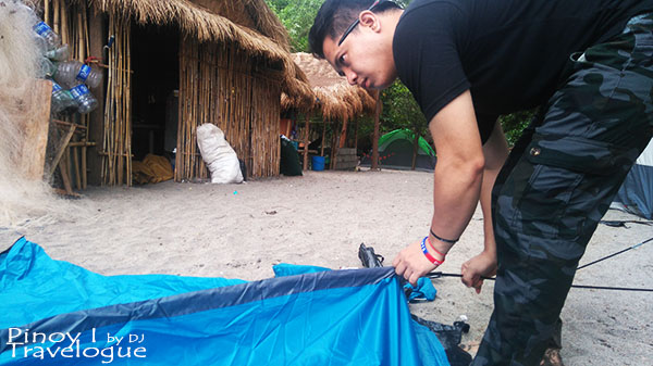 A friend of mine pitching a tent in Nagsasa