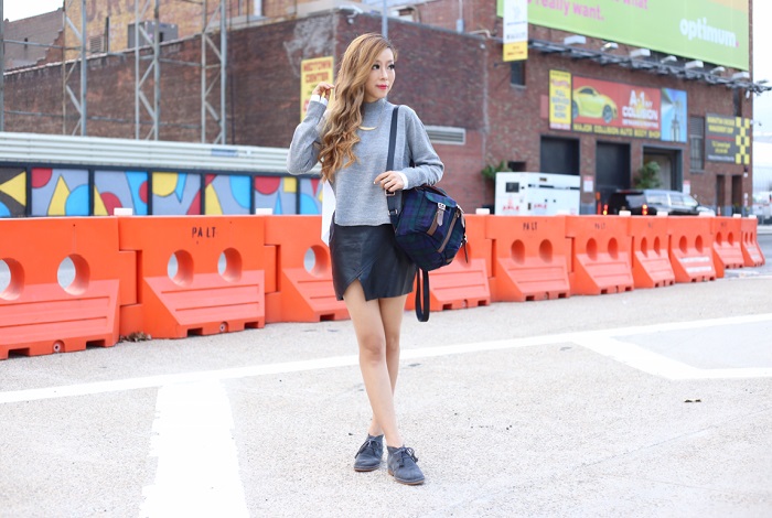 renamed layered sweater, black leather skirt, hush puppies Cyra Catelyn boots, Herschel supply dawson backpack, kendra scott dee earrings, gorjana crescent plate necklace, back to school outfit, comfy and stylish outfit, fashion blog, nyc fashion blog, how to