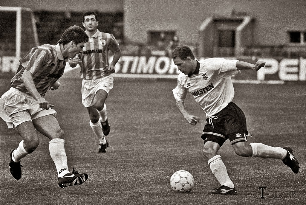 Мушка иж 53. Иж 53м. Иж-53м задник. М 1996. Ривалдо футболист депортиво.