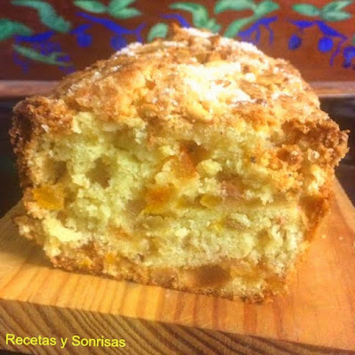 Plumcake De Frutas Confitadas, Piñones Y Agua De Azahar
