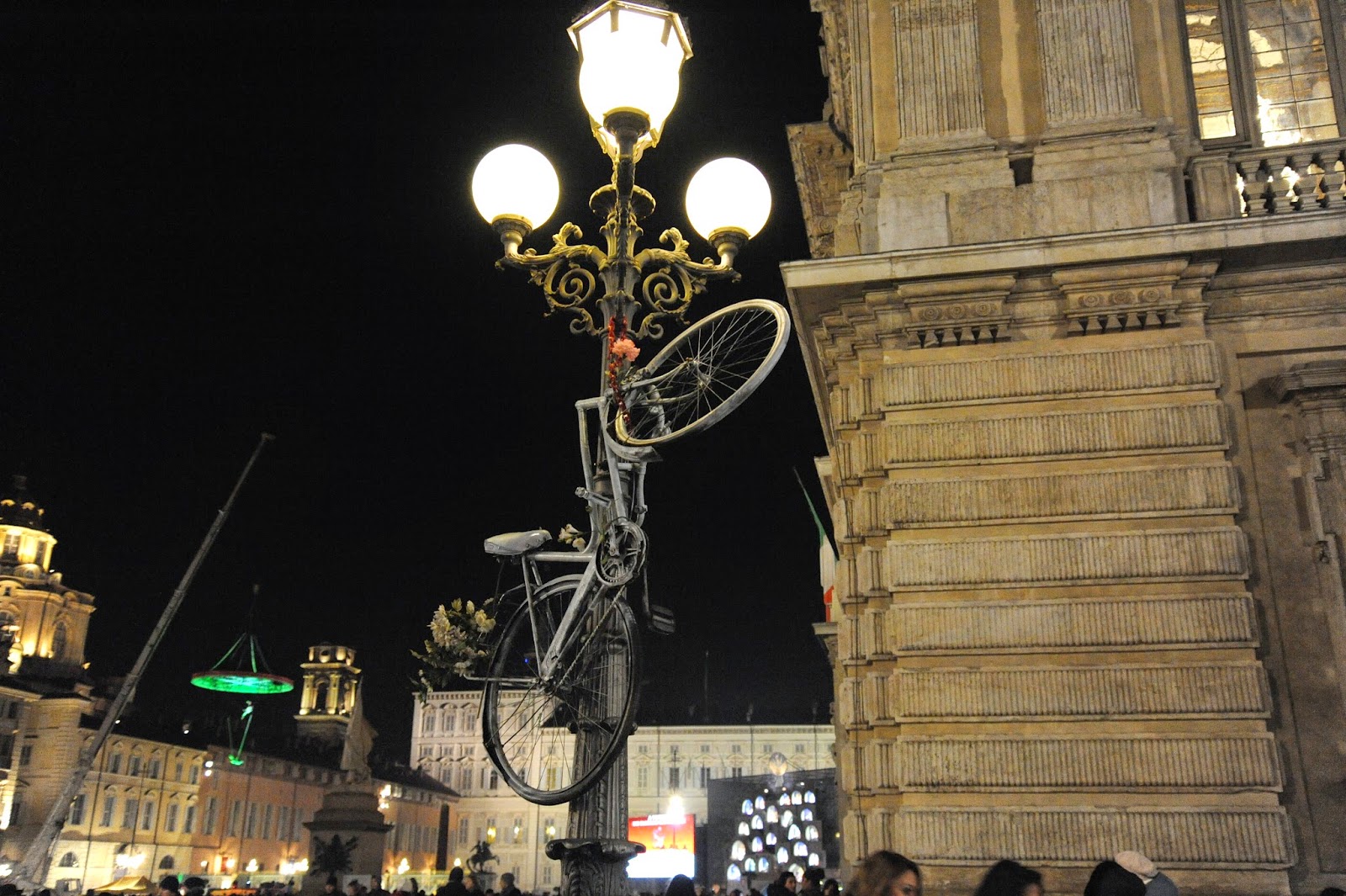 Lo splendore e la magia delle Luci d'Artista a Torino