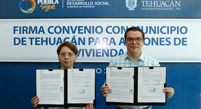 Ernestina Fernández y Gerardo Islas firman convenio de colaboración para programa de vivienda