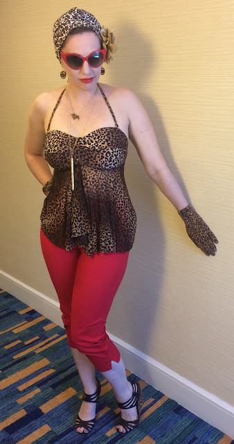 Gail Carriger in 1950s Retro Red Pedal Pushers and Leopard