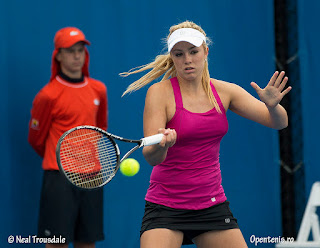 Taylor Fritz Wife Raquel Pedraza During Tennis Match 