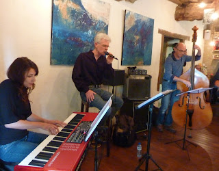 Swing Romance Trio