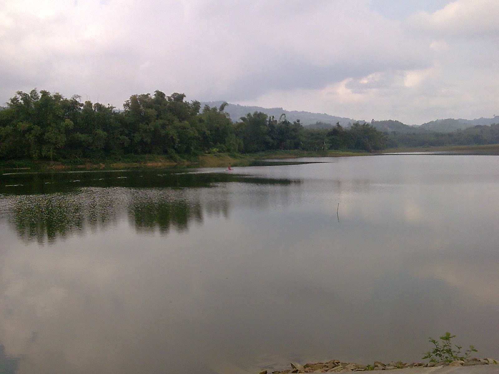 Wisata Alam Dan Kuliner Waduk Tempuran Blora