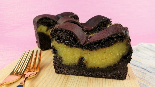 栗きんとんたっぷり！ブラックココアパウダーのパウンドケーキ