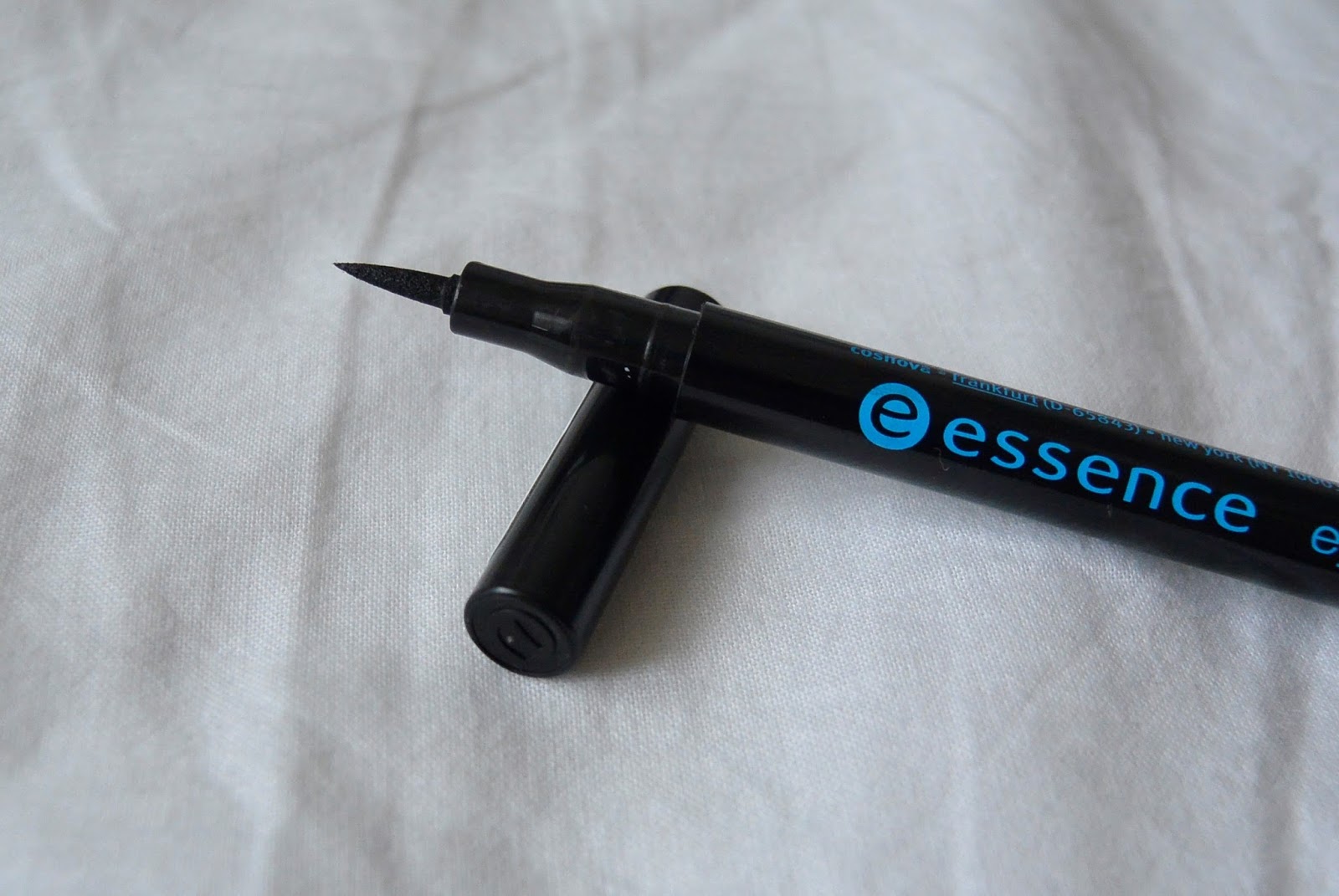 Review Essence Eyeliner Pen Waterproof Irispraat Nl