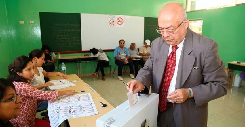 ELECCIONES CAL 2019: Conoce si eres Miembro de Mesa (30 Noviembre) Colegio de Abogados de Lima - www.cal.org.pe ELECCIONES CAL 2019: Conoce si eres Miembro de Mesa (30 Noviembre) Colegio de Abogados de Lima - www.cal.org.pe