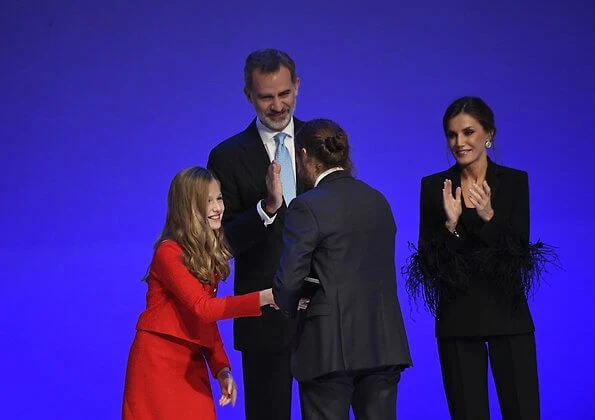 Queen Letizia wore Pertegaz suit, blazer and trousers. Crown Princess Leonor wore and red gold button blazer and skirt, Sofia wore white dress