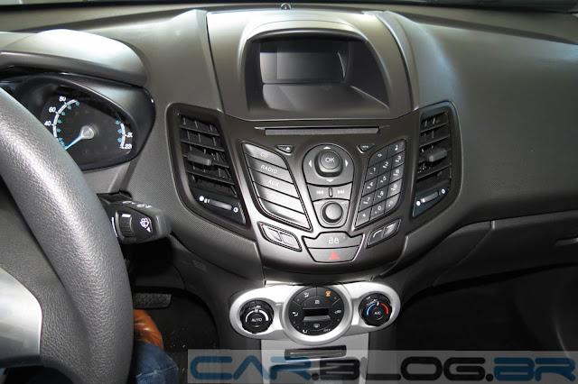 Novo Fiesta SE 1.6 Automático - interior
