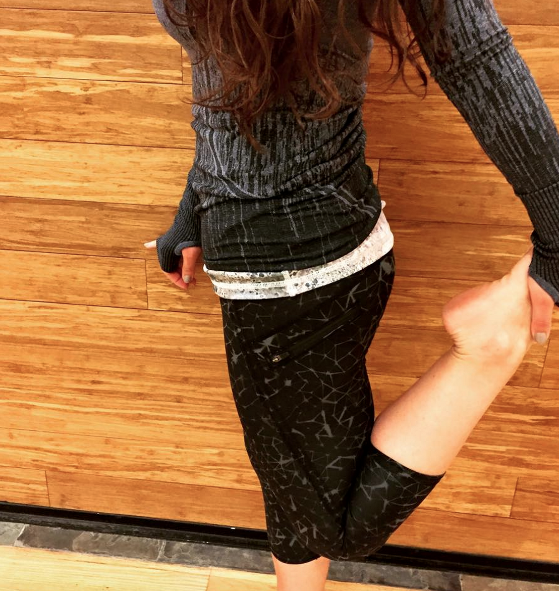 http://www.anrdoezrs.net/links/7680158/type/dlg/http://shop.lululemon.com/products/clothes-accessories/tops-long-sleeve/Run-Swiftly-Long-Sleeve-Crew?cc=1966&sli=1