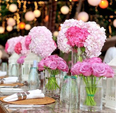 Decoración floral de mesa de boda
