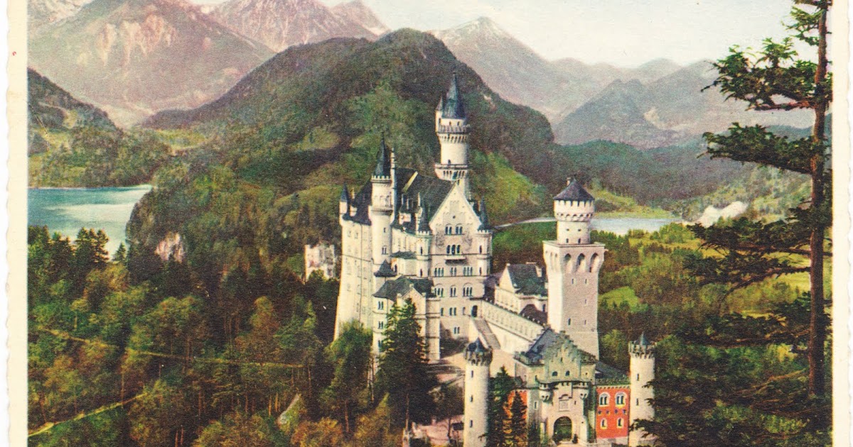 Papergreat: Two artistic interpretations of Neuschwanstein Castle
