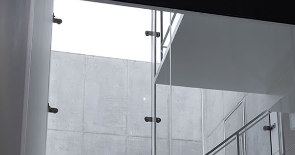 YsProjectその11 事務所棟大窓にDPGを採用 (株)柳澤商事一級建築士事務所 ysact.jp