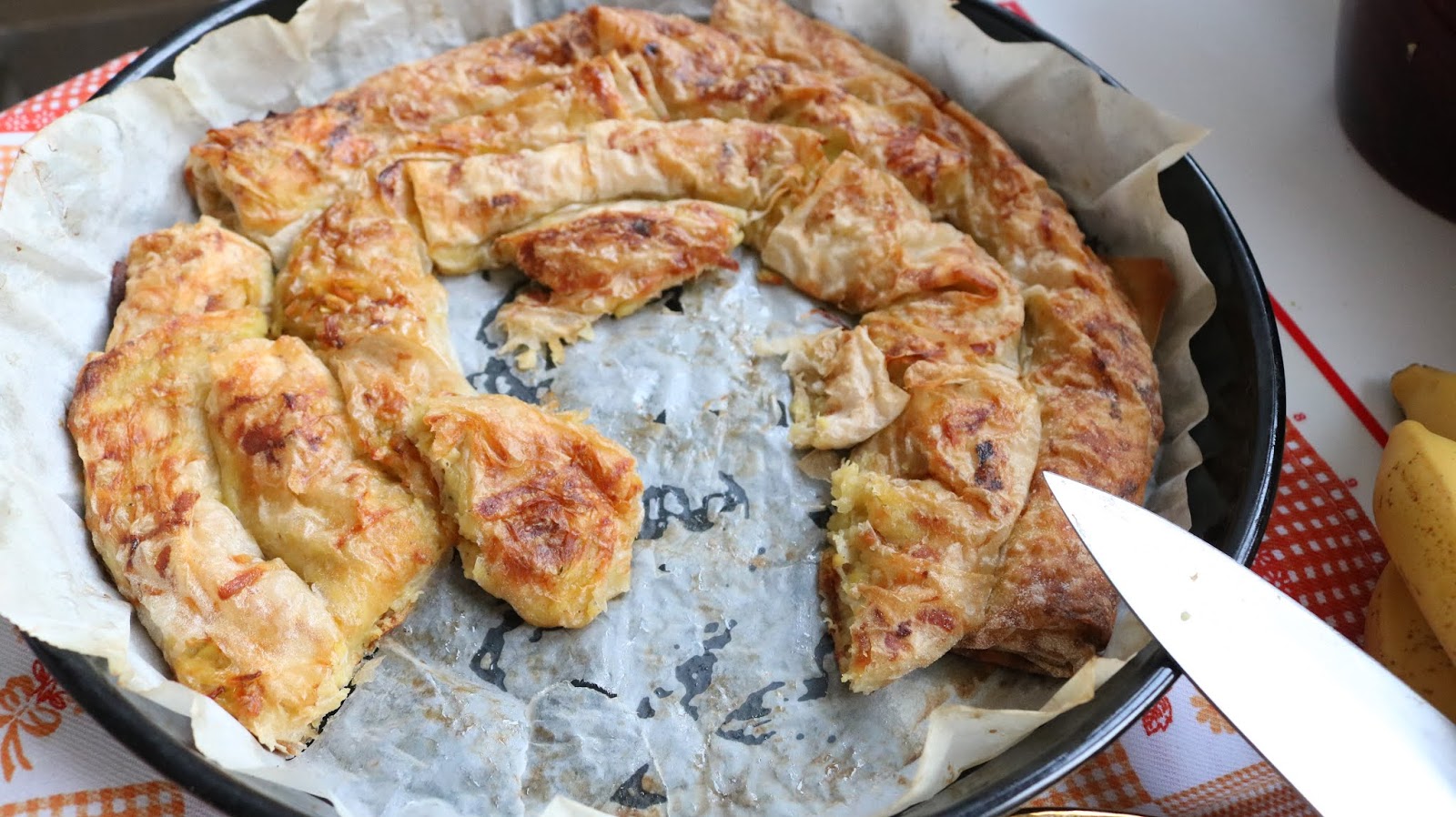 Bakina kuhinja posna brza fantastična pita sa prazilukom i krompirom Bakina kuhinja