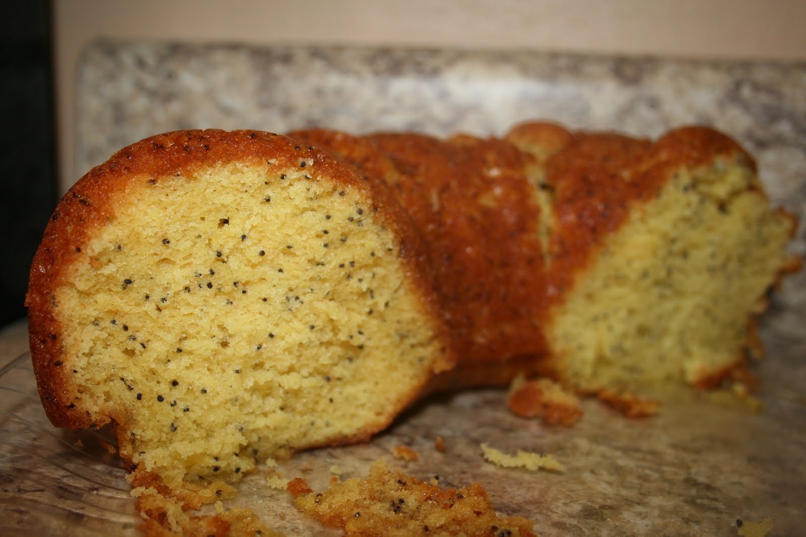 Cooking Mommy Lemon Poppy Seed Bundt Cake