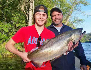 Rogue-river-salmon-fishing