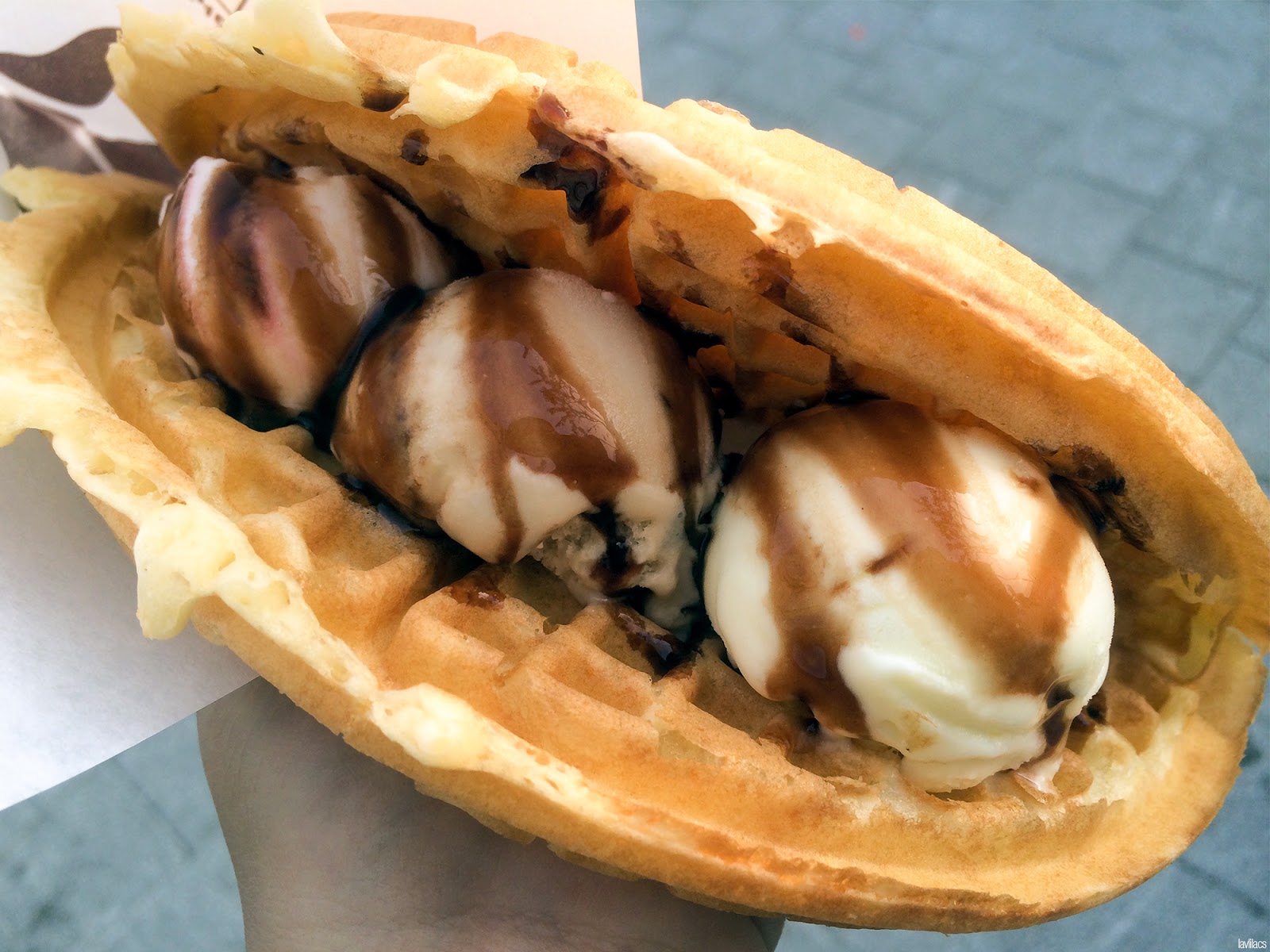 Seoul, Korea - Summer Study Abroad 2014 - Sinchon Waffle University ice cream and waffles