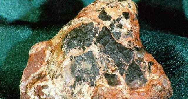 Batuan Sedimen dan Metamorf Pembentuk Kerak Bumi 