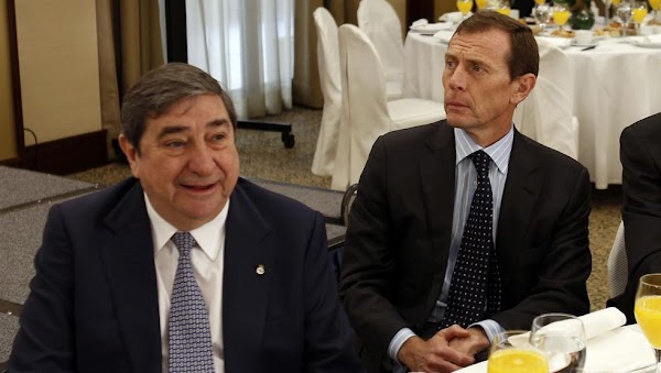 Lendoiro: "La Real Sociedad podría ser el nuevo Súper Dépor" Lendoiro: "La Real Sociedad podría ser el nuevo Súper Dépor"