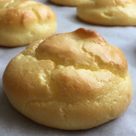 Try Baking Bread With This Easy 4-Ingredient Recipe #Diet #EasyRecipe