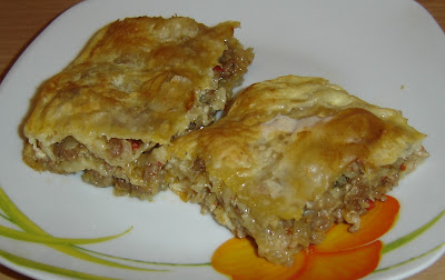 Burek cu carne