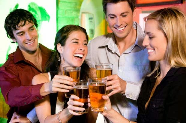 Gente que NO bebe alcohol tiene más probabilidades de morir joven