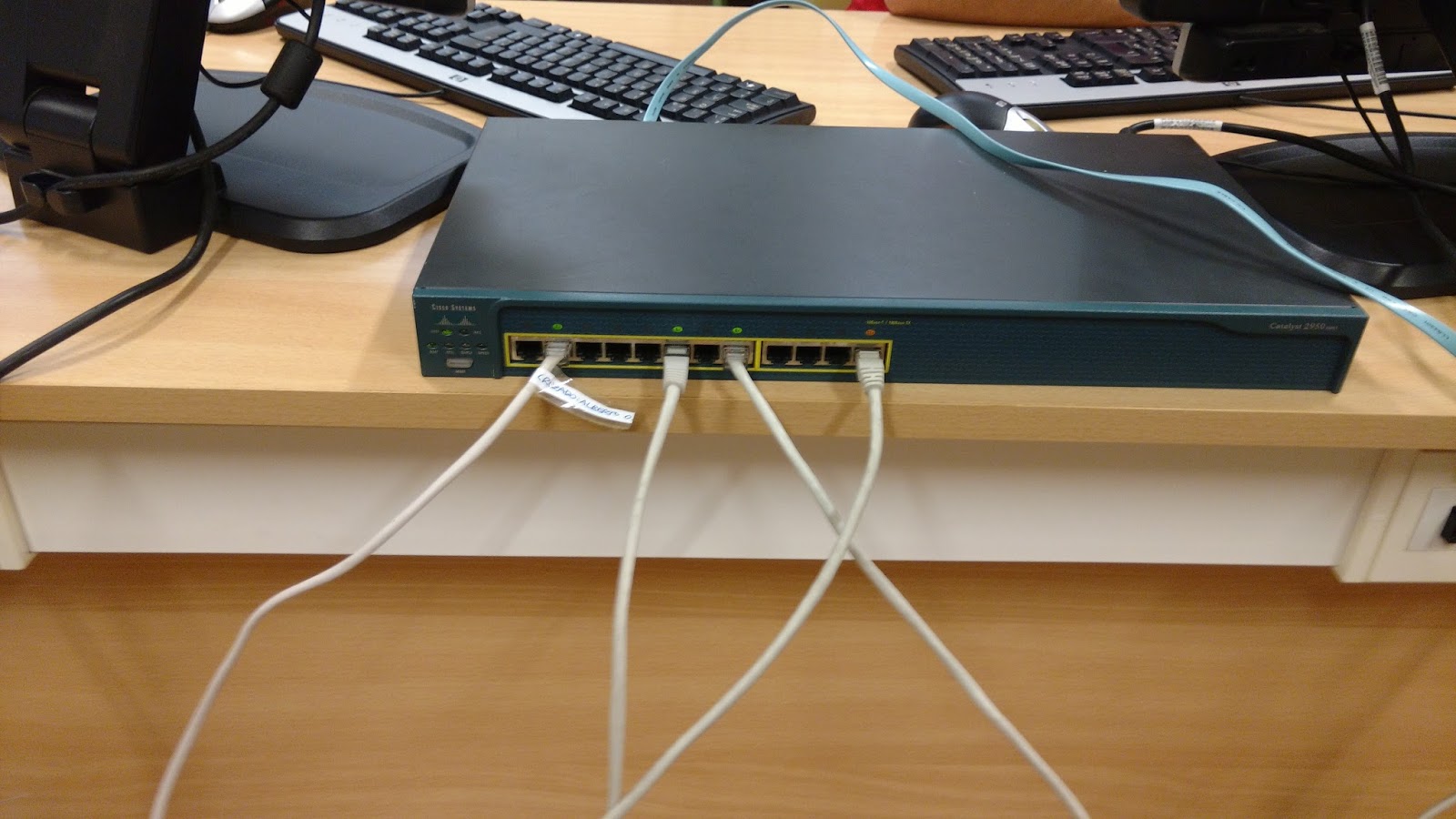 fp Kanarias Configuración de trunking en switches Cisco 295012