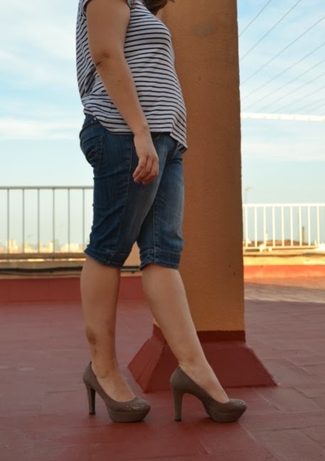 crushandtrampling: Trampling with high heels and jeans