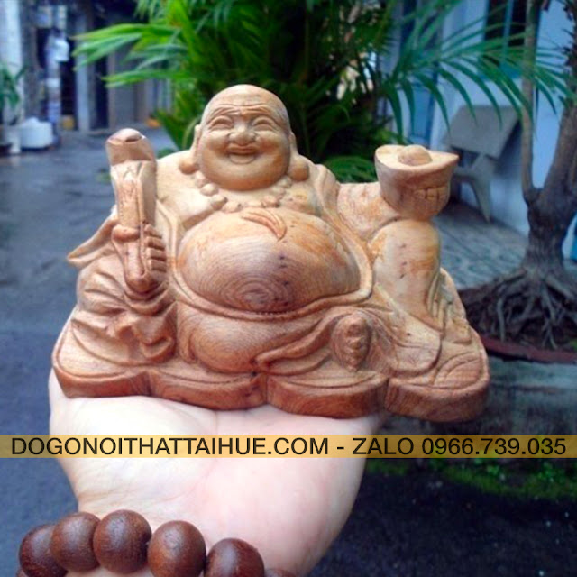 Tượng phật để xe, tượng để xe ô tô, tượng gỗ ngọc am, tượng để bàn làm việc, tượng gỗ thơm dogonoithattaihue.com, dogonoithattaihue