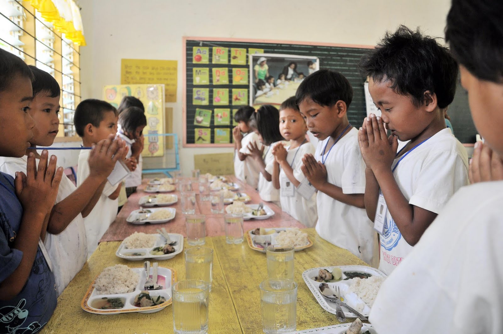 Sarangani Today: Prayer before meal