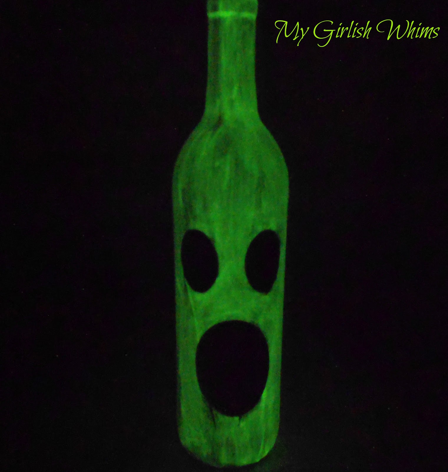 Not So Scary Halloween Monsters: Glow in the Dark Mason Jars