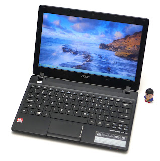 Acer Aspire 725 ( 11.6-inch ) Black Colour