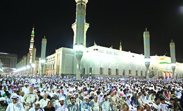 Prophet’s Mosque embraces the faithful during Ramadan