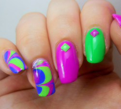 neon water marble nail
