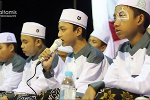 Lirik Wajah Yang Cantik Hafidzul Ahkam Syubbanul Muslimin Sholawat