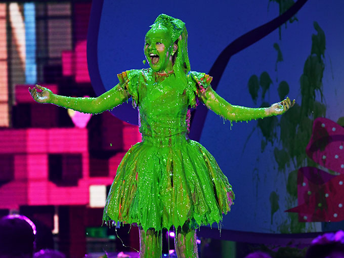 JoJo Siwa and Cra-Z-Art's Nickelodeon Slime Kits Win Big at 2018 ...